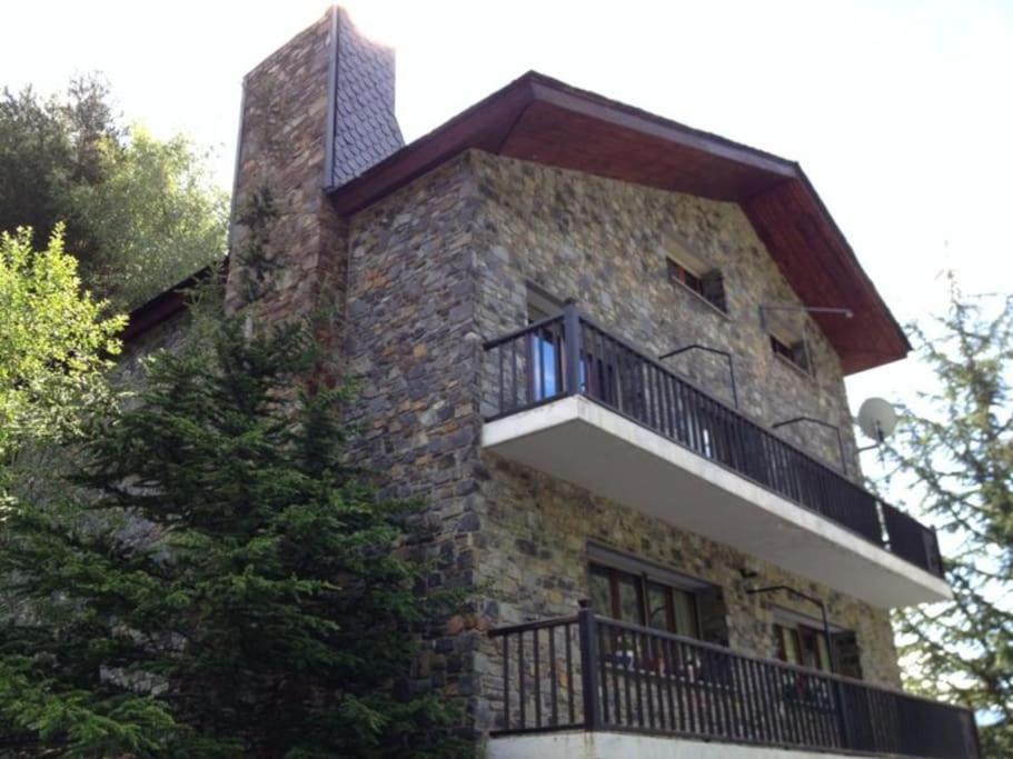 Xalet Carlemany Chalet *